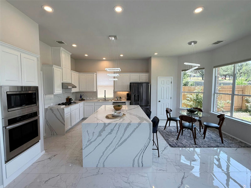 12629 Lee Park Ln — exterior