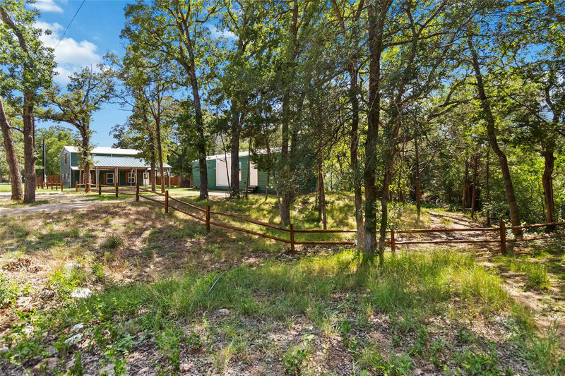 106 Harper Dr — exterior