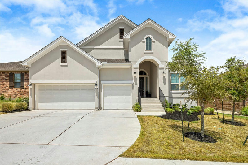 124 Adina Dr — exterior