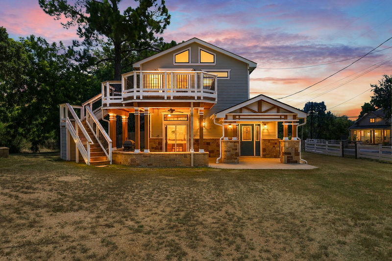137 Hill Dr — exterior