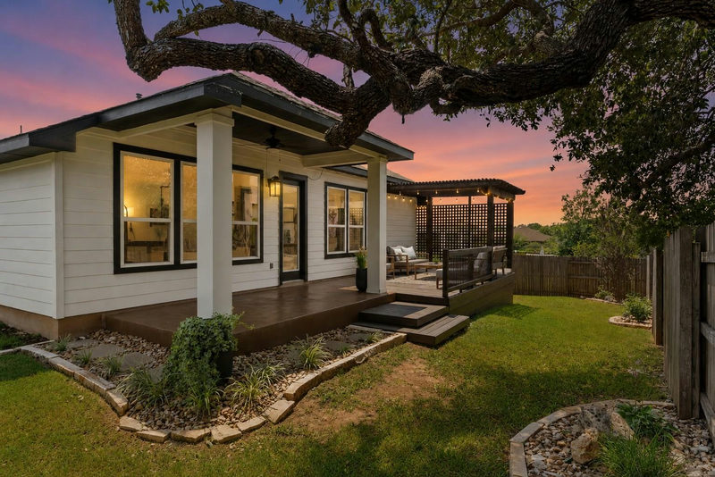 396 Gunnison Way — exterior