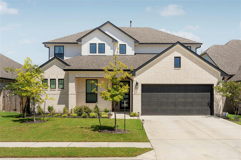 20225 Dustin Ln — exterior
