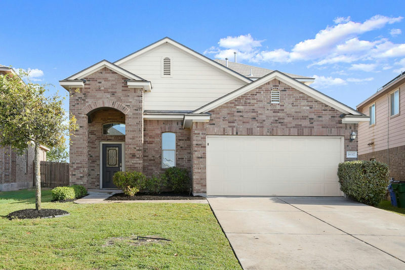 18317 Moreto Loop — exterior