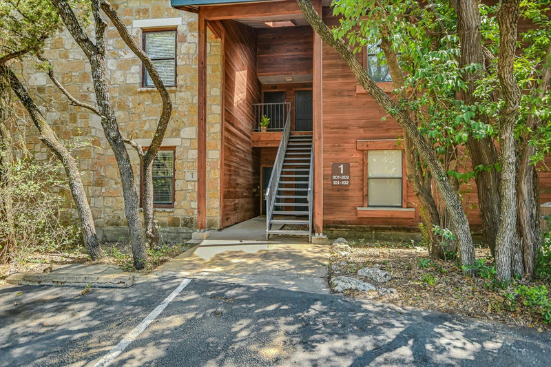 4711 Spicewood Springs Rd #A-101 — exterior