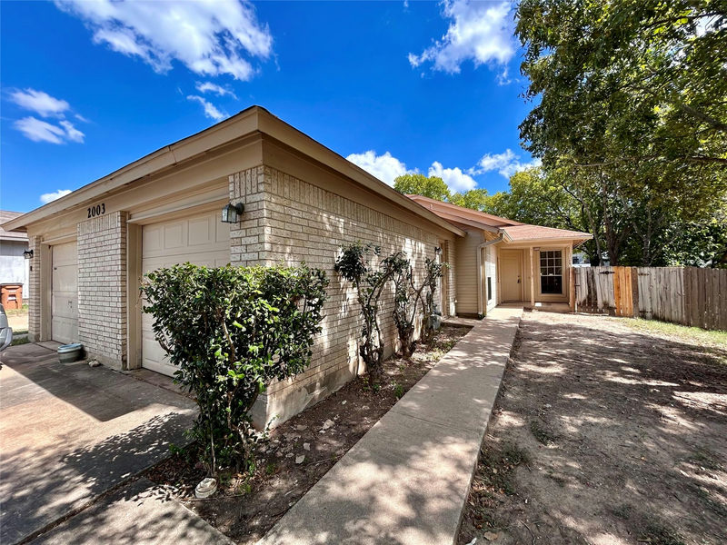 2003 Leeann Dr — exterior