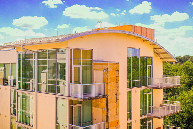 1600 Barton Springs Rd #5601 — exterior