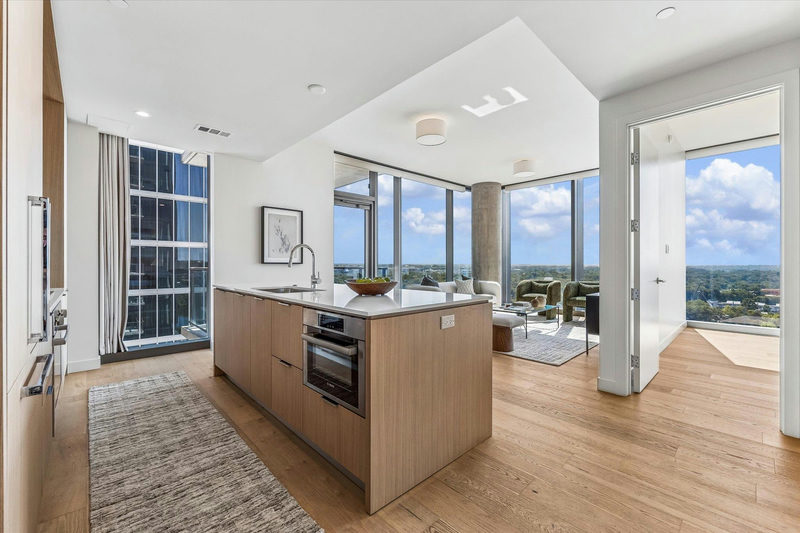 44 East Ave #1407 — exterior