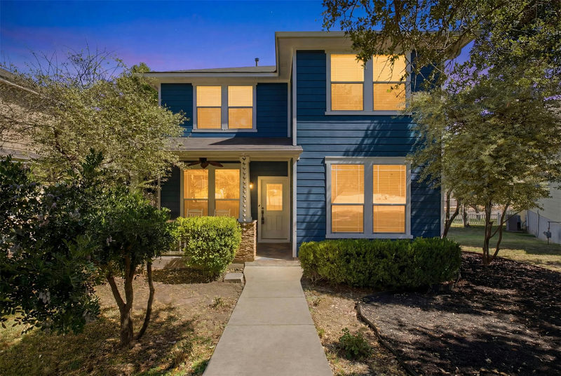 1223 Peyton Pl — exterior