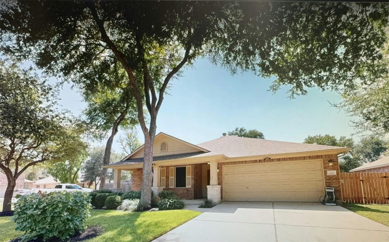 320 Creek Ridge Ln — exterior