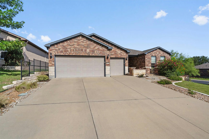 105 Duck Creek Ln — exterior