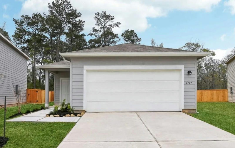403 Pond Dr — exterior