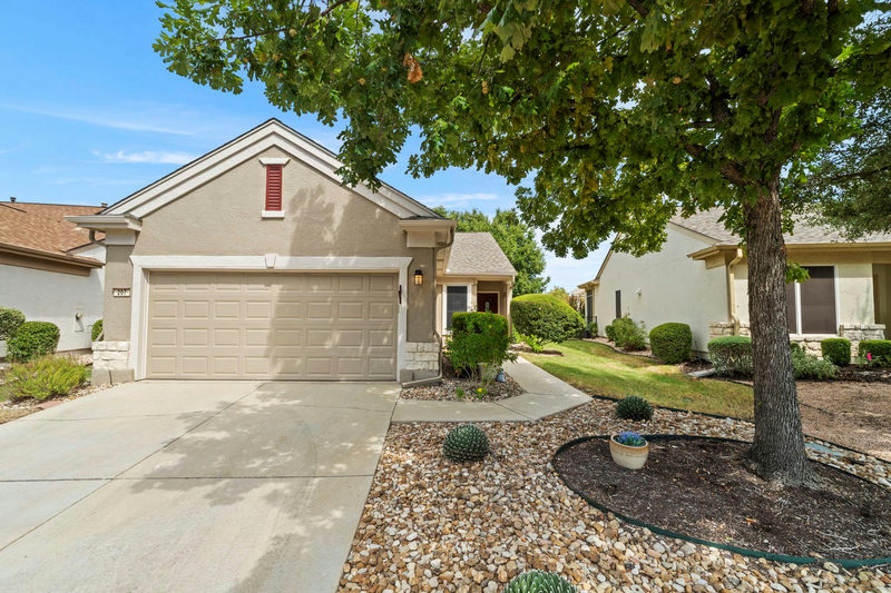 207 Winter Dr — exterior