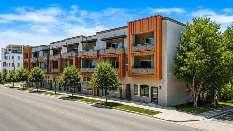 2827 Manor Rd #2202 — exterior