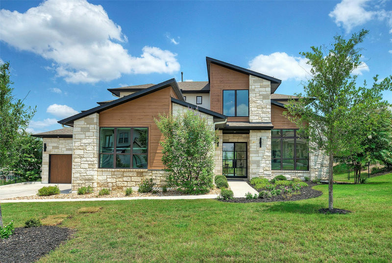 6825 Davenport Divide Rd — exterior