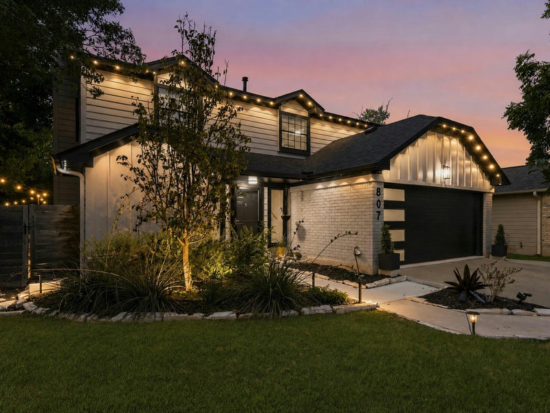 807 Russet Valley Dr — exterior