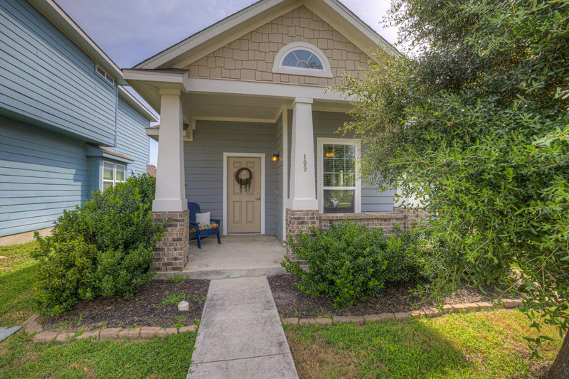 109 Bosque Dr — exterior