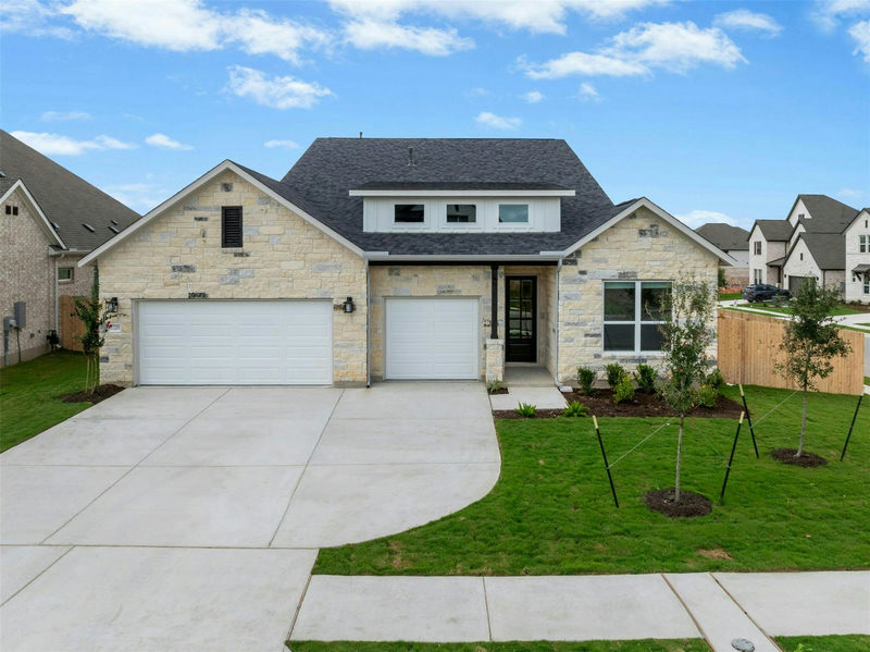 17205 Hope Bergman Dr — exterior