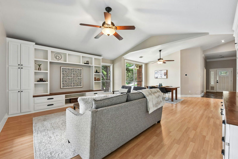 5815 Lomita Verde Cir — exterior