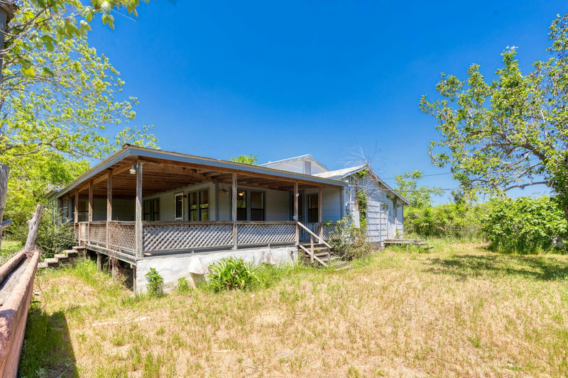 8612 Fm 1854 — exterior