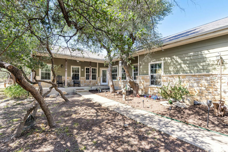 204 Deer Creek Cir — exterior