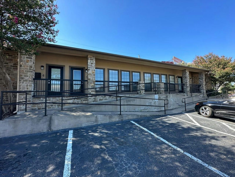 13740 N Highway 183 Hwy #V-3 — exterior