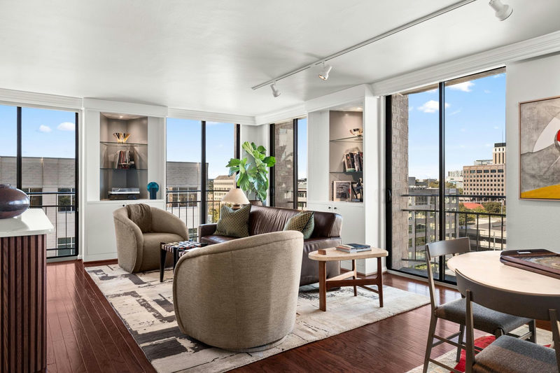 1122 Colorado St #1202 — exterior