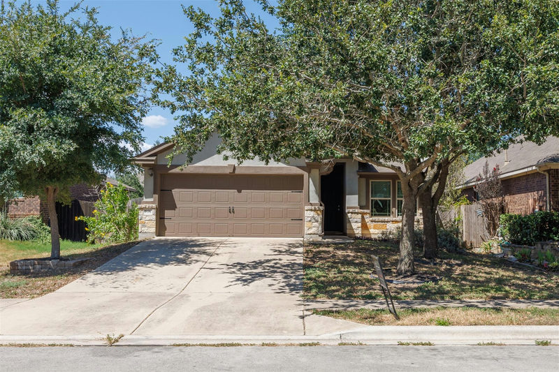 2514 Garlic Creek Dr — exterior