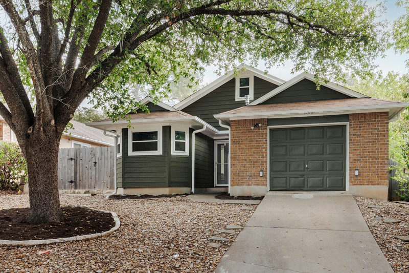 1003 Glen Oaks Ct — exterior