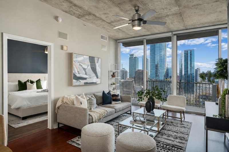 360 Nueces St #1805 — exterior