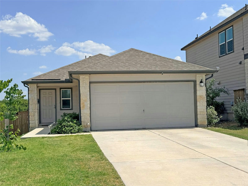 320 Katie Elder Dr — exterior