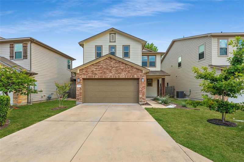 9203 Moonstone Dr — exterior