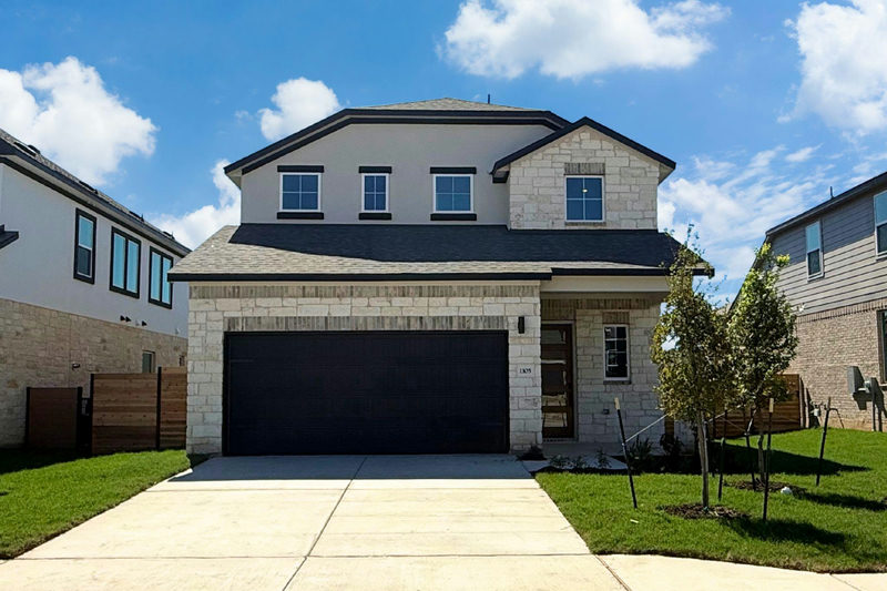 1105 Stonehill Dr — exterior