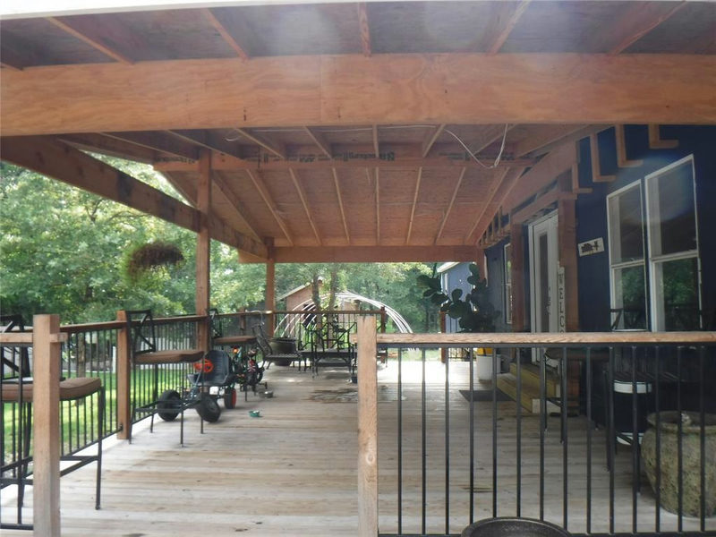 191 Hickory Ln — exterior