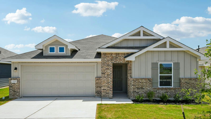 13709 Carper Dr — exterior