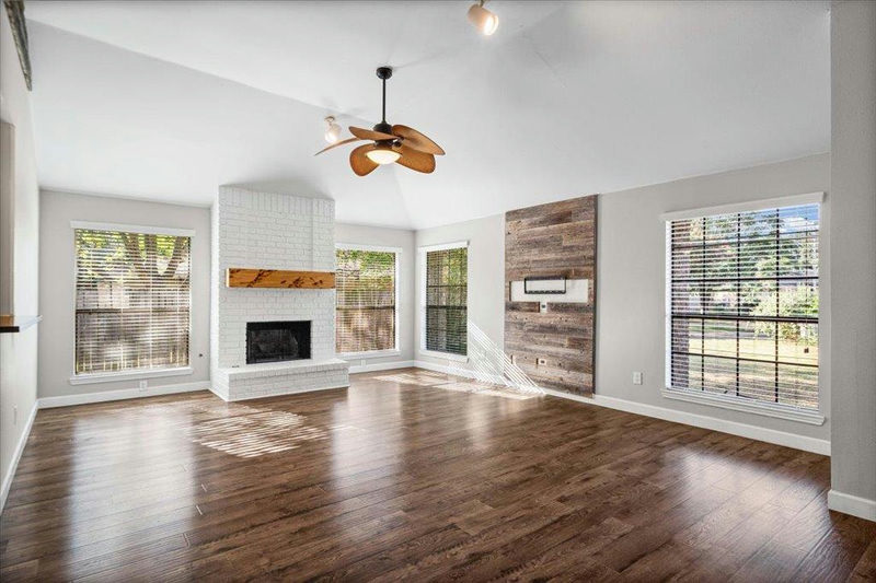2510 Beverly Cv — exterior
