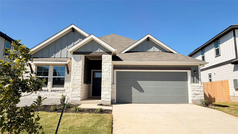 150 Coopers Hawk Crst — exterior