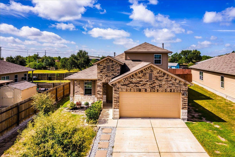 121 Coleto Creek Loop — exterior