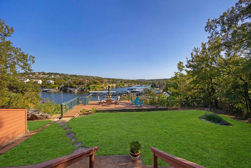 707 Cat Hollow Club Dr — exterior
