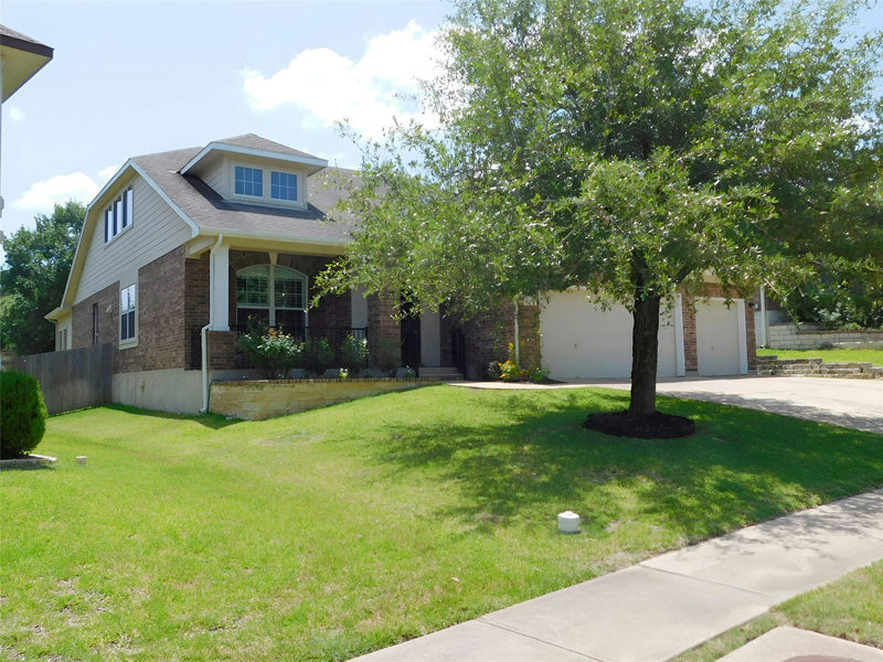 2670 RAVENWOOD Dr — exterior