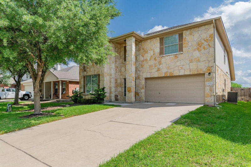 4004 Rocky Shore Ln — exterior