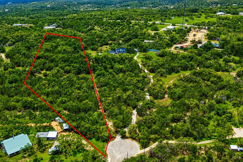 323 Live Oak Hills Ct — exterior