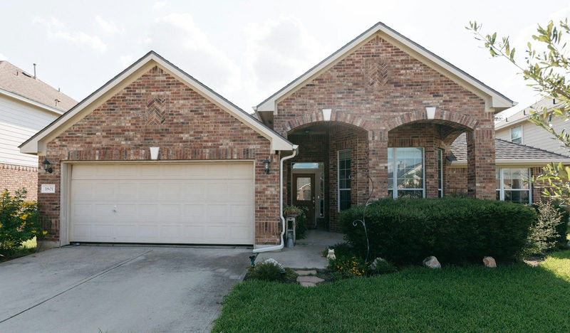 1801 Vintage Dr — exterior