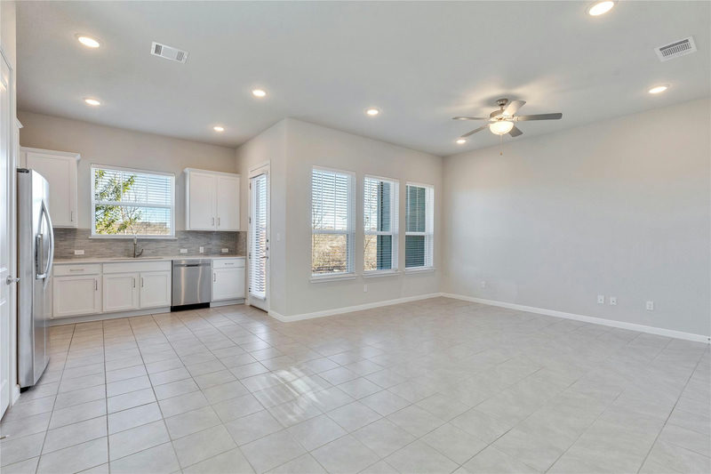 1015 Vista View Dr #502 — exterior