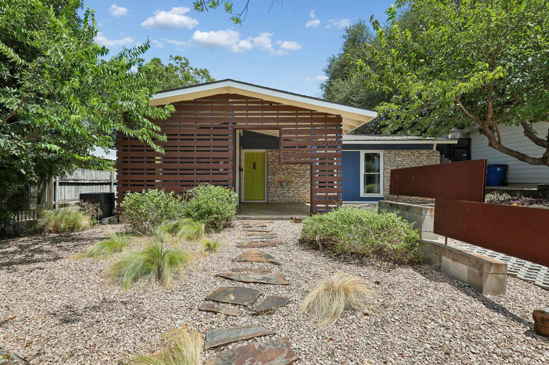 200 La Vista St — exterior