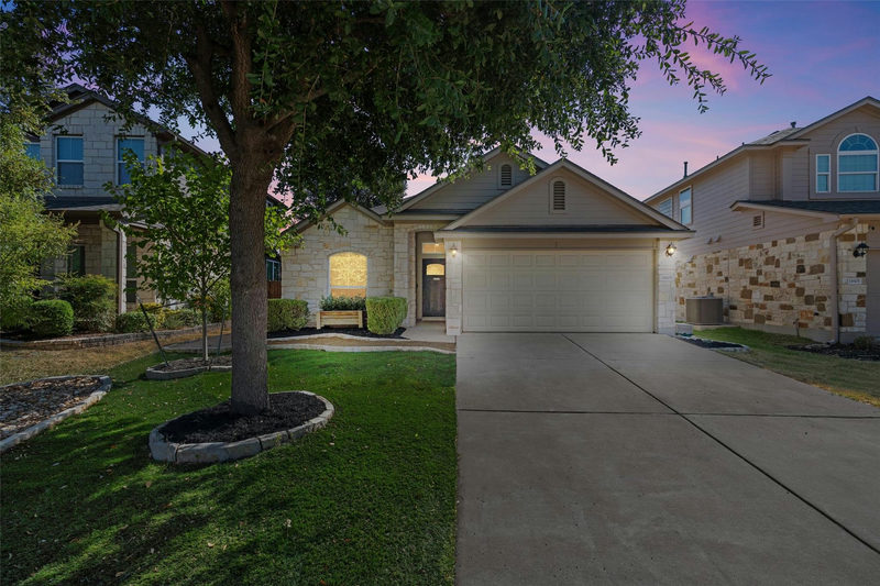 11605 Faubian Ln — exterior