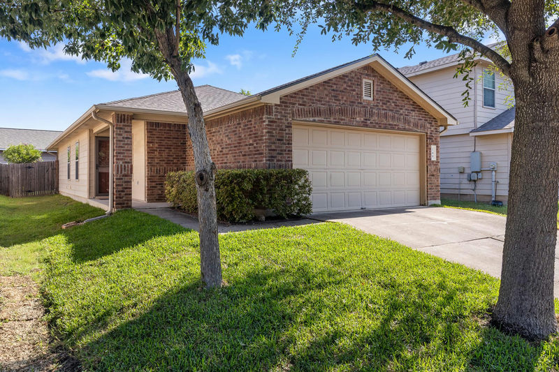 148 Grazing Horse Ln — exterior