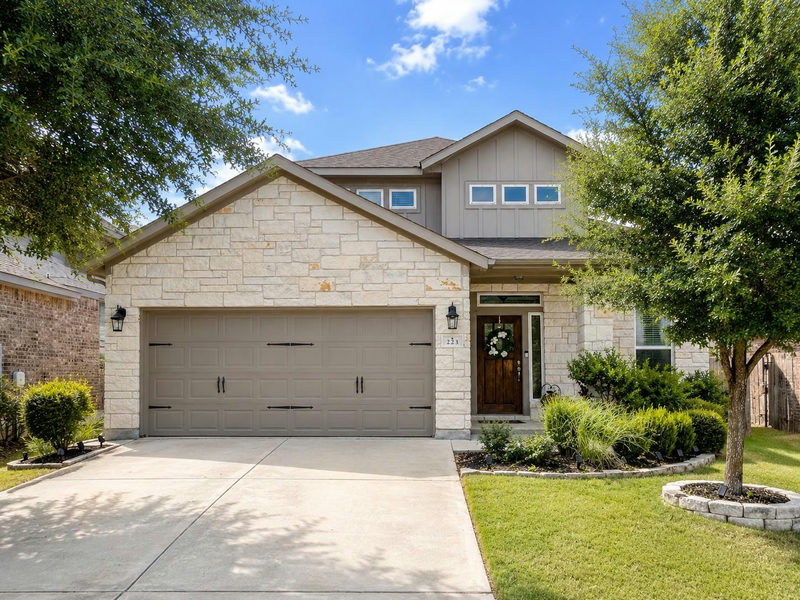 223 Volterra Cv — exterior