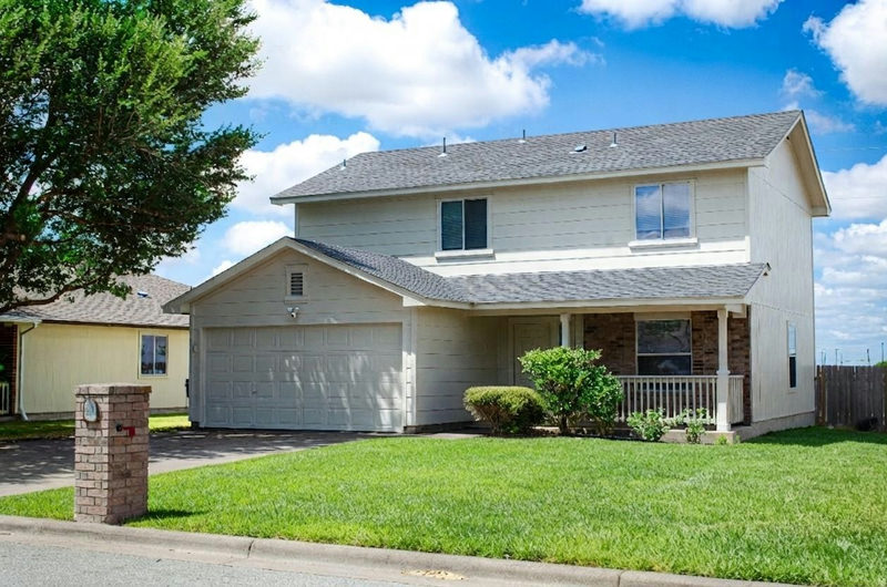 2805 Tyler Ln — exterior
