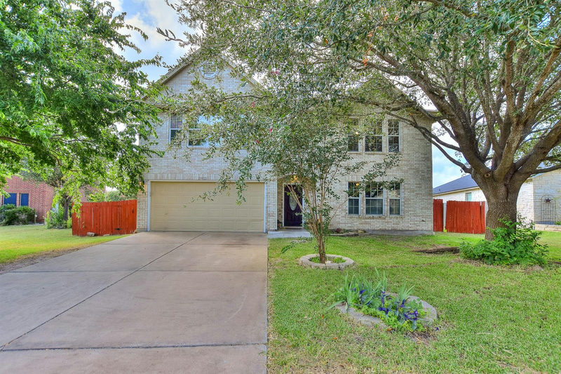 19921 San Chisolm Dr — exterior