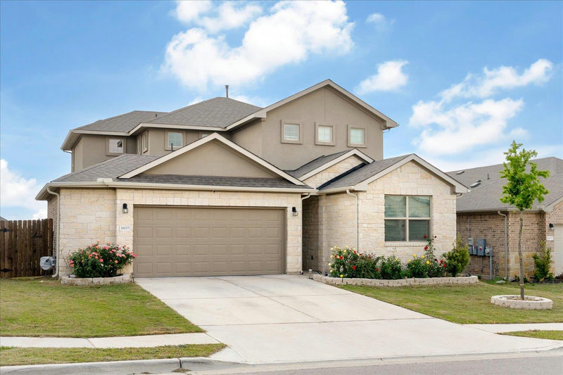 18005 Umberto Dr — exterior